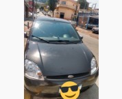 Ford Fiesta Sed. Personnalité 1.0 8V 4p 2005/2006