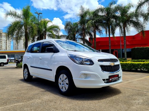 Foto do veículo GM - Chevrolet SPIN LT 1.8 8V Econo.Flex 5p Mec. 2016/2015 ID: 86749