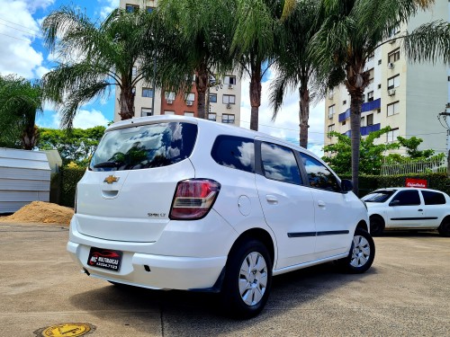 Foto do veículo GM - Chevrolet SPIN LT 1.8 8V Econo.Flex 5p Mec. 2016/2015 ID: 86749