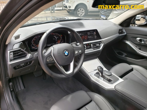 Foto do veículo BMW 320iA Modern/Sport TB 2.0/A.Flex 16V 4p 2022/2021 ID: 87017