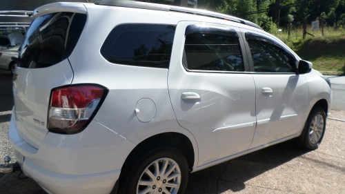 Foto do veículo GM - Chevrolet SPIN LT 1.8 8V Econo.Flex 5p Mec. 2016/2015 ID: 87476