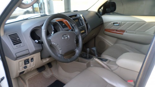Foto do veículo Toyota Hilux SW4 SRV D4-D 4x4 3.0 TDI Dies. Aut 2011/2011 ID: 87530