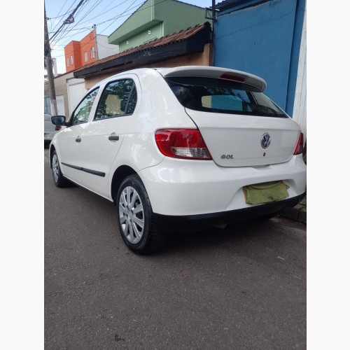 Foto do veículo VW - VolksWagen Gol (novo) 1.0 Mi Total Flex 8V 4p 2010/2009 ID: 87759