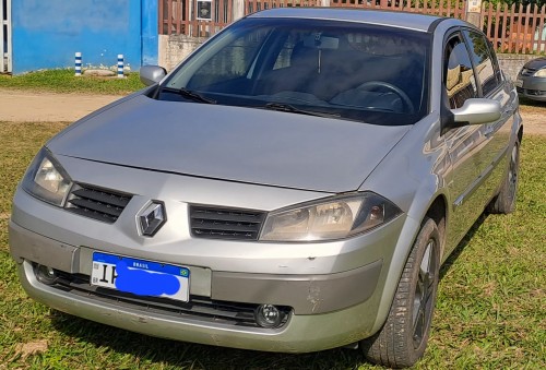Foto do veículo Renault Megane Sedan Dynamique Hi-Flex 1.6 16V 2010/2009 ID: 87794