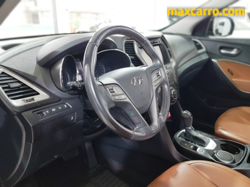 Foto do veículo Hyundai Santa Fe/GLS 3.3 V6 4X4 Tiptronic 2016/2015 ID: 89120