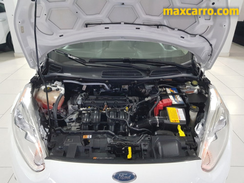 Foto do veículo Ford Fiesta Sed. TI./TI.Plus1.6 16V Flex Aut. 2015/2015 ID: 89149