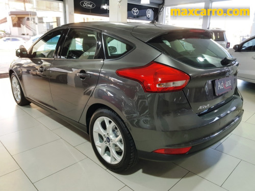 Foto do veículo Ford Focus 2.0 16V/SE/SE Plus Flex 5p Aut. 2019/2018 ID: 89168