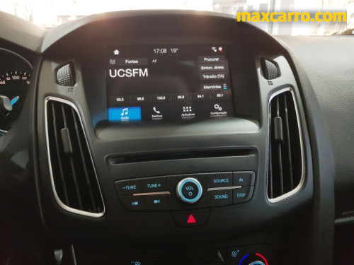 Foto do veículo Ford Focus 2.0 16V/SE/SE Plus Flex 5p Aut. 2019/2018 ID: 89168