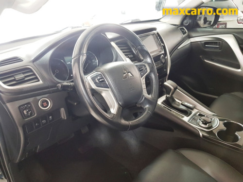 Foto do veículo Mitsubishi Pajero Sport HPE 2.4 4x4 Diesel Aut. 2020/2020 ID: 89192