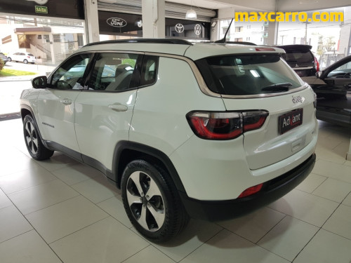 Foto do veículo Jeep COMPASS LONGITUDE 2.0 4x2 Flex 16V Aut. 2017/2017 ID: 89199