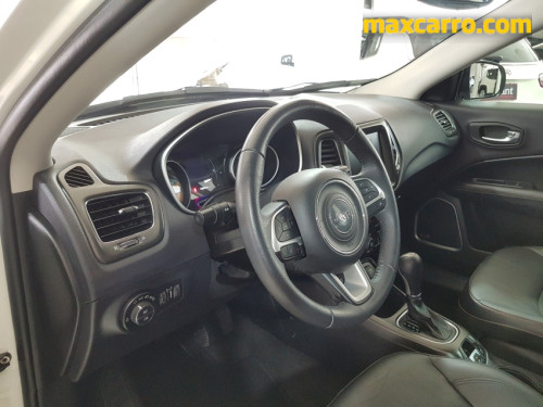 Foto do veículo Jeep COMPASS LONGITUDE 2.0 4x2 Flex 16V Aut. 2017/2017 ID: 89199