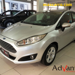 Ford Fiesta 1.6 16V Flex Aut. 5p 2015/2014