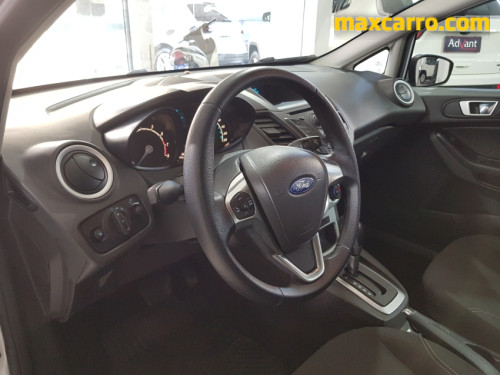 Foto do veículo Ford Fiesta 1.6 16V Flex Aut. 5p 2015/2014 ID: 89201