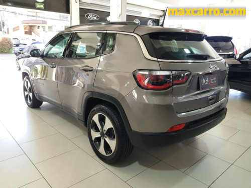 Foto do veículo Jeep COMPASS LONGITUDE 2.0 4x2 Flex 16V Aut. 2018/2017 ID: 89213