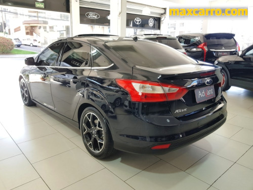 Foto do veículo Ford Focus Sed. TI./TI.Plus 2.0 16V Flex  Aut 2015/2015 ID: 89214