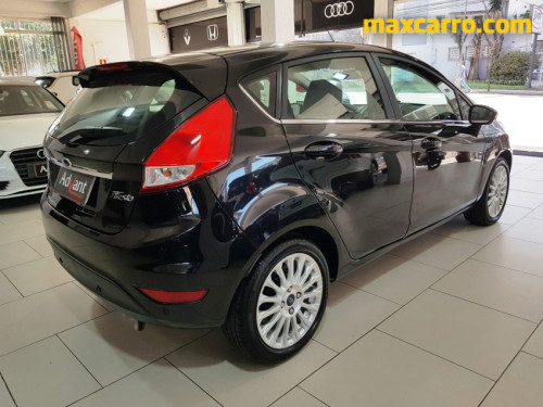 Foto do veículo Ford Fiesta TIT./TIT.Plus 1.6 16V Flex Aut. 2016/2015 ID: 89215