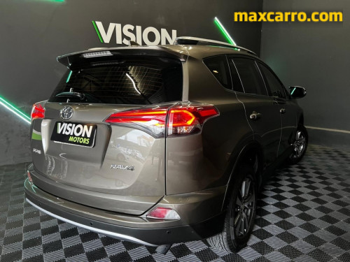 Foto do veículo Toyota RAV4 2.0 TOP 4x2 16V Aut. 2018/2017 ID: 89220