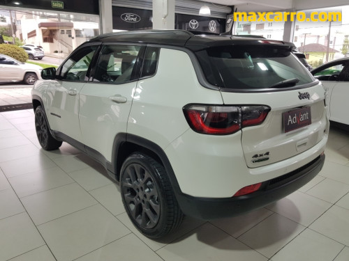 Foto do veículo Jeep COMPASS LIMITED 2.0 4x4 Diesel 16V Aut. 2021/2020 ID: 89274