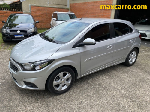 Foto do veículo GM - Chevrolet ONIX HATCH LT 1.4 8V FlexPower 5p Mec. 2019/2019 ID: 89285