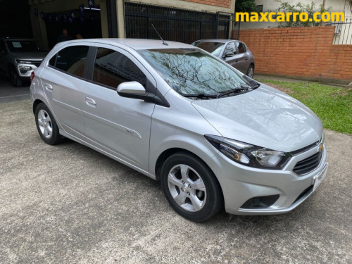 Foto do veículo GM - Chevrolet ONIX HATCH LT 1.4 8V FlexPower 5p Mec. 2019/2019 ID: 89285