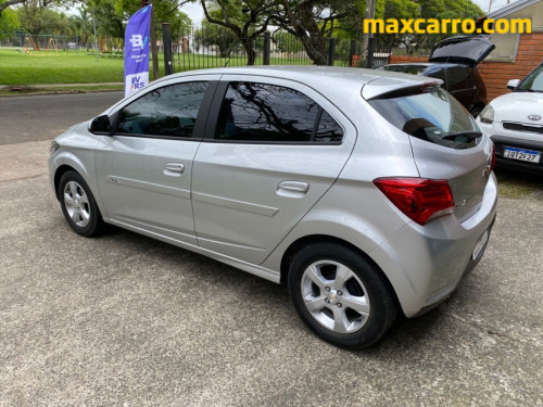 Foto do veículo GM - Chevrolet ONIX HATCH LT 1.4 8V FlexPower 5p Mec. 2019/2019 ID: 89285