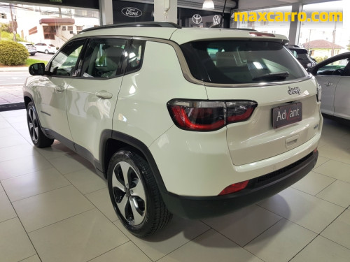 Foto do veículo Jeep COMPASS LONGITUDE 2.0 4x2 Flex 16V Aut. 2018/2018 ID: 89302