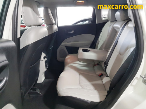 Foto do veículo Jeep COMPASS LONGITUDE 2.0 4x2 Flex 16V Aut. 2018/2018 ID: 89302