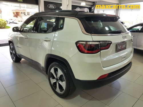 Foto do veículo Jeep COMPASS LONGITUDE 2.0 4x2 Flex 16V Aut. 2017/2017 ID: 89305