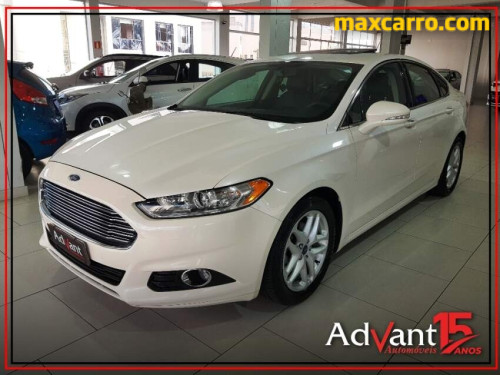 Ford Fusion SE 2.5 I-VCT Flex 16V Aut. Ford Fusion SE 2.5 I-VCT Flex 16V Aut. 2015/2014