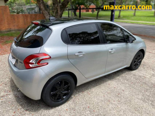 Foto do veículo Peugeot 208 Active/Active Pack 1.5 Flex 8V 5p 2014/2014 ID: 89357