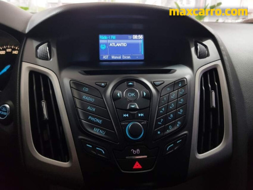 Foto do veículo Ford Focus 2.0 16V/SE/SE Plus Flex 5p Aut. 2014/2013 ID: 89369