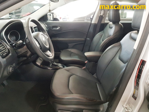 Foto do veículo Jeep COMPASS LIMITED 2.0 4x2 Flex 16V Aut. 2018/2018 ID: 89414