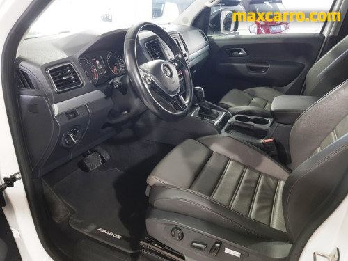 Foto do veículo VW - VolksWagen AMAROK Highline CD 3.0 4x4 TB Dies. Aut. 2022/2021 ID: 89476
