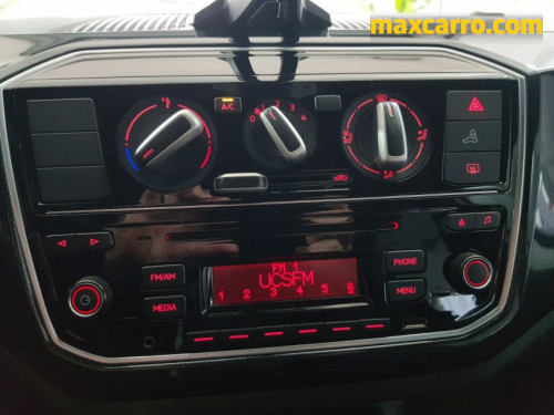 Foto do veículo VW - VolksWagen up! Pepper 1.0 TSI l Flex 12V 5p 2019/2019 ID: 89486