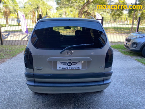 Foto do veículo GM - Chevrolet Zafira Elite 2.0 MPFI 16v 136cv 5p 2005/2005 ID: 89487