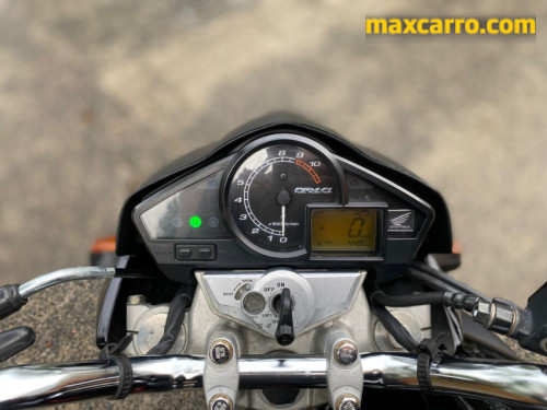 Foto do veículo HONDA CB 300R/ 300R FLEX 2011/2011 ID: 89494