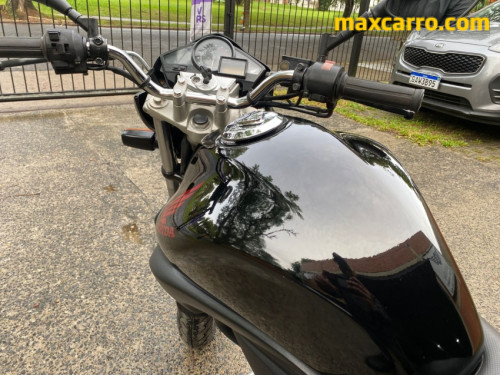 Foto do veículo HONDA CB 300R/ 300R FLEX 2011/2011 ID: 89494