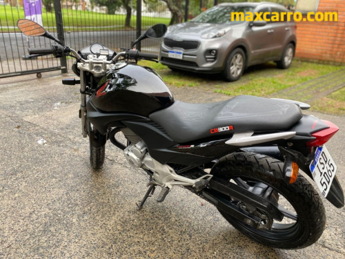 Foto do veículo HONDA CB 300R/ 300R FLEX 2011/2011 ID: 89494