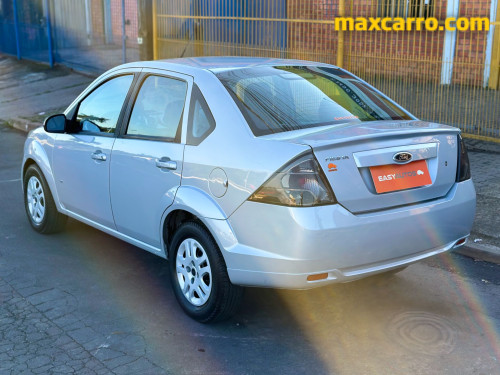 Foto do veículo Ford Fiesta 1.6 Se Sedan 8v Flex 4p Manual 2014/2013 ID: 89508