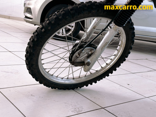 Foto do veículo Honda Nxr 125 Bros Ks 2003/2003 ID: 89509