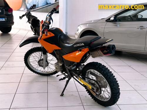 Foto do veículo Honda Nxr 125 Bros Ks 2003/2003 ID: 89509