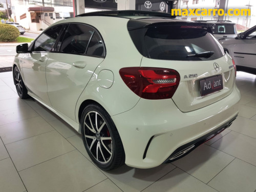 Foto do veículo Mercedes-Benz A 250 2.0 TB Hatch 2018/2018 ID: 89529