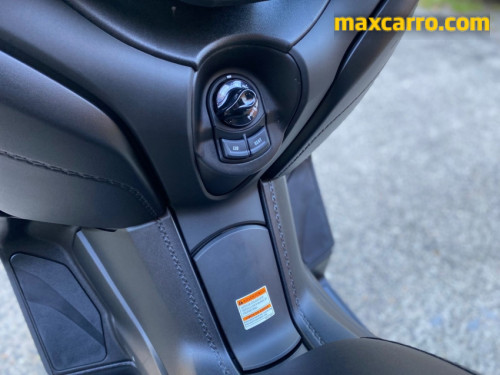 Foto do veículo YAMAHA XMAX 250 ABS 2024/2024 ID: 89533
