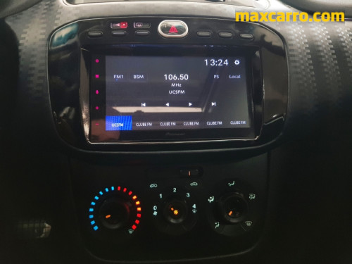 Foto do veículo Fiat Punto Sporting Dualogic 1.8 Flex 16V 5p 2016/2015 ID: 89534