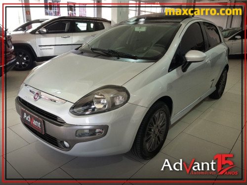 Fiat Punto Sporting Dualogic 1.8 Flex 16V 5p Fiat Punto Sporting Dualogic 1.8 Flex 16V 5p 2016/2015