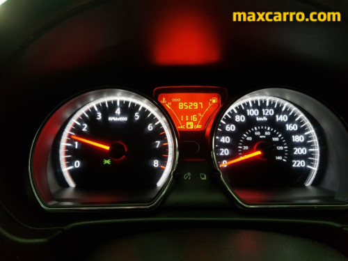 Foto do veículo Nissan VERSA SL 1.6 16V FlexStart 4p Mec. 2014/2013 ID: 89546