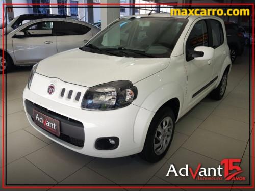 Fiat UNO VIVACE Celeb. 1.0 EVO F.Flex 8V 5p Fiat UNO VIVACE Celeb. 1.0 EVO F.Flex 8V 5p 2016/2015