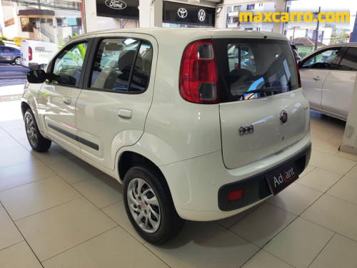 Foto do veículo Fiat UNO VIVACE Celeb. 1.0 EVO F.Flex 8V 5p 2016/2015 ID: 89558