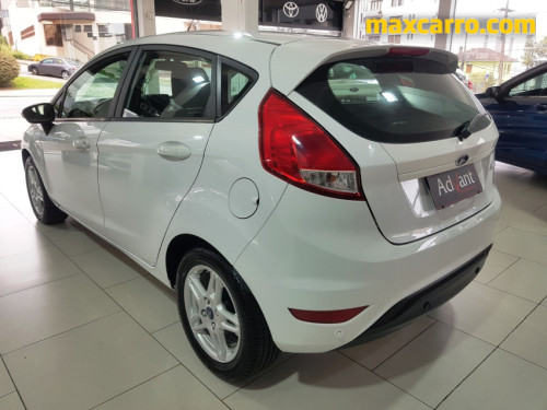 Foto do veículo Ford Fiesta SEL 1.6 16V Flex  Aut. 5p 2018/2018 ID: 89577