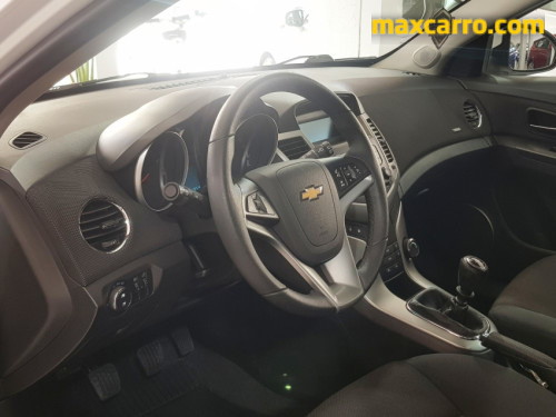Foto do veículo GM - Chevrolet CRUZE HB Sport LT 1.8 16V FlexP. 5p Mec 2014/2014 ID: 89604